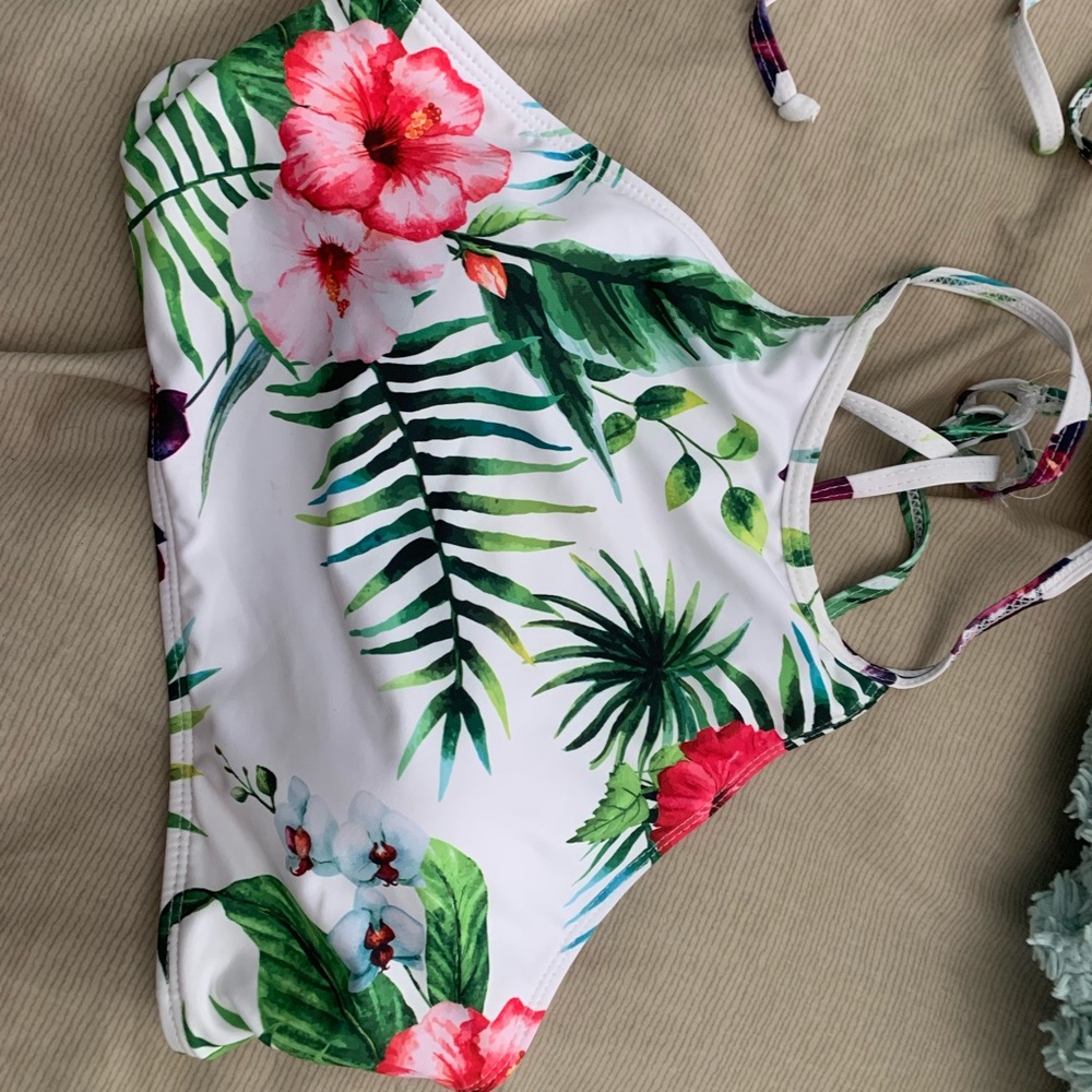 halter top bikini with removable padding.
